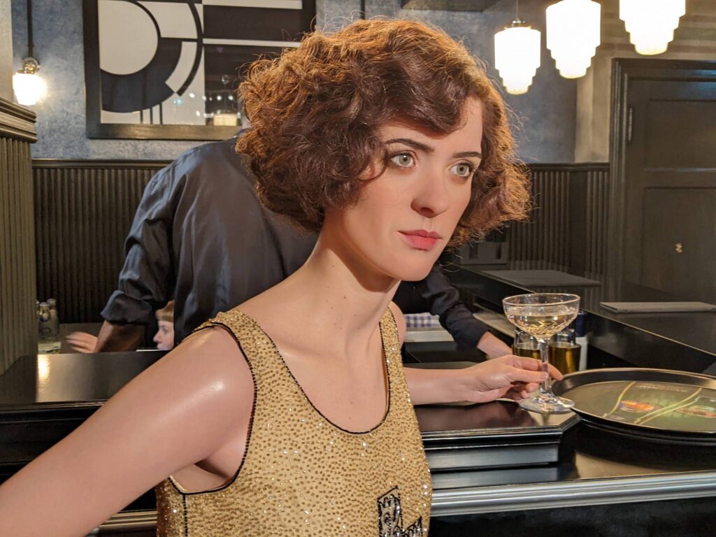 Charlotte Ritter im Madame Tussauds – Babylon Berlin