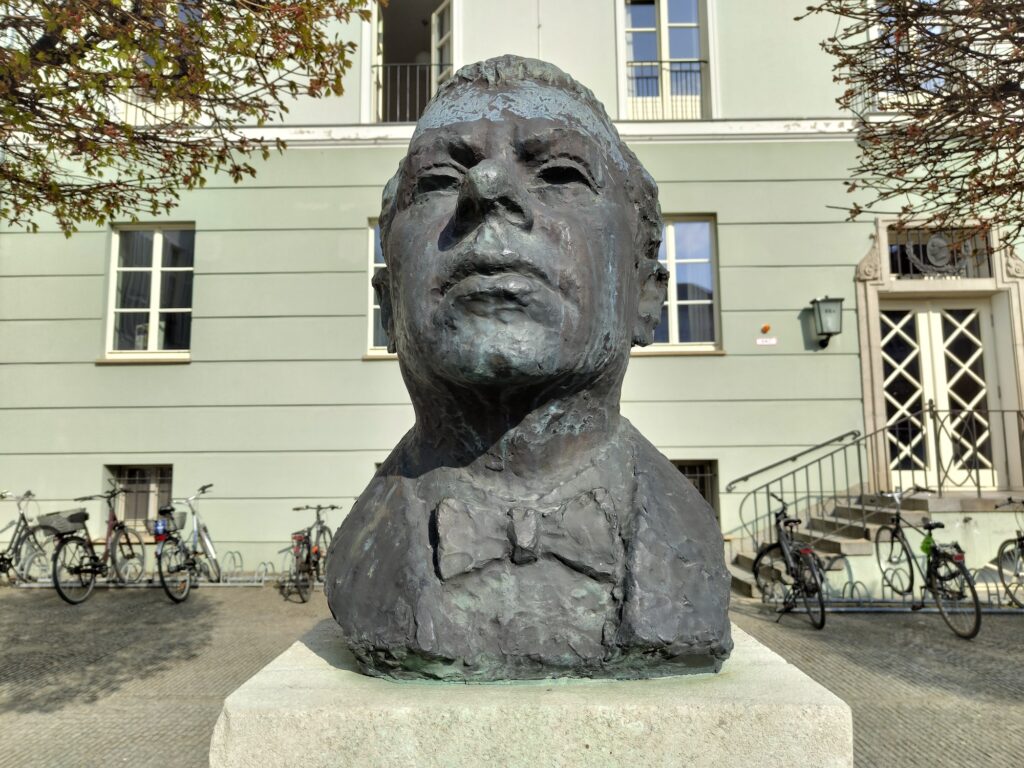 Max Reinhardt Büste